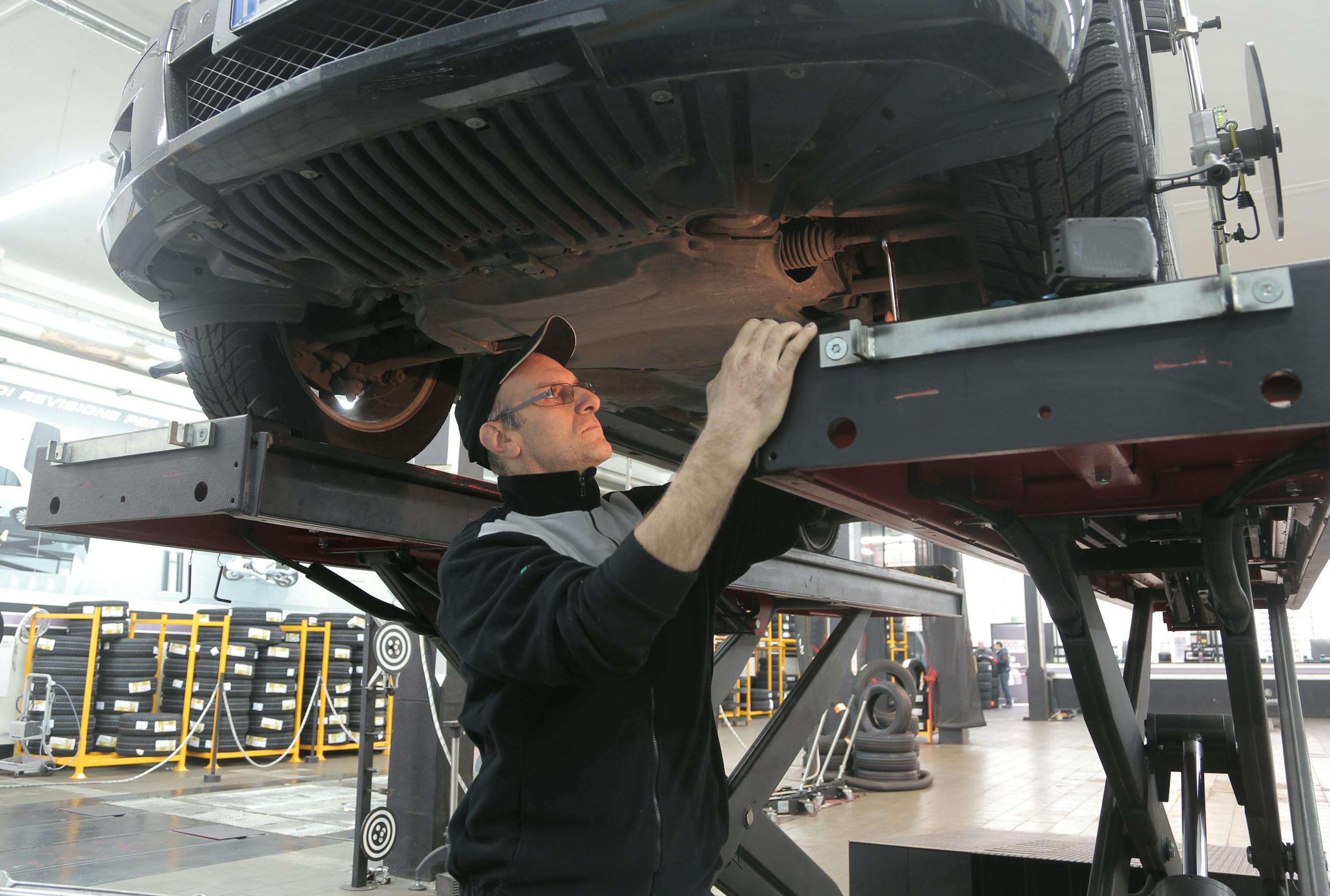 Cuánto cuesta cambiar el clutch de un carro en 2026 y cómo saber si ya está fallando
