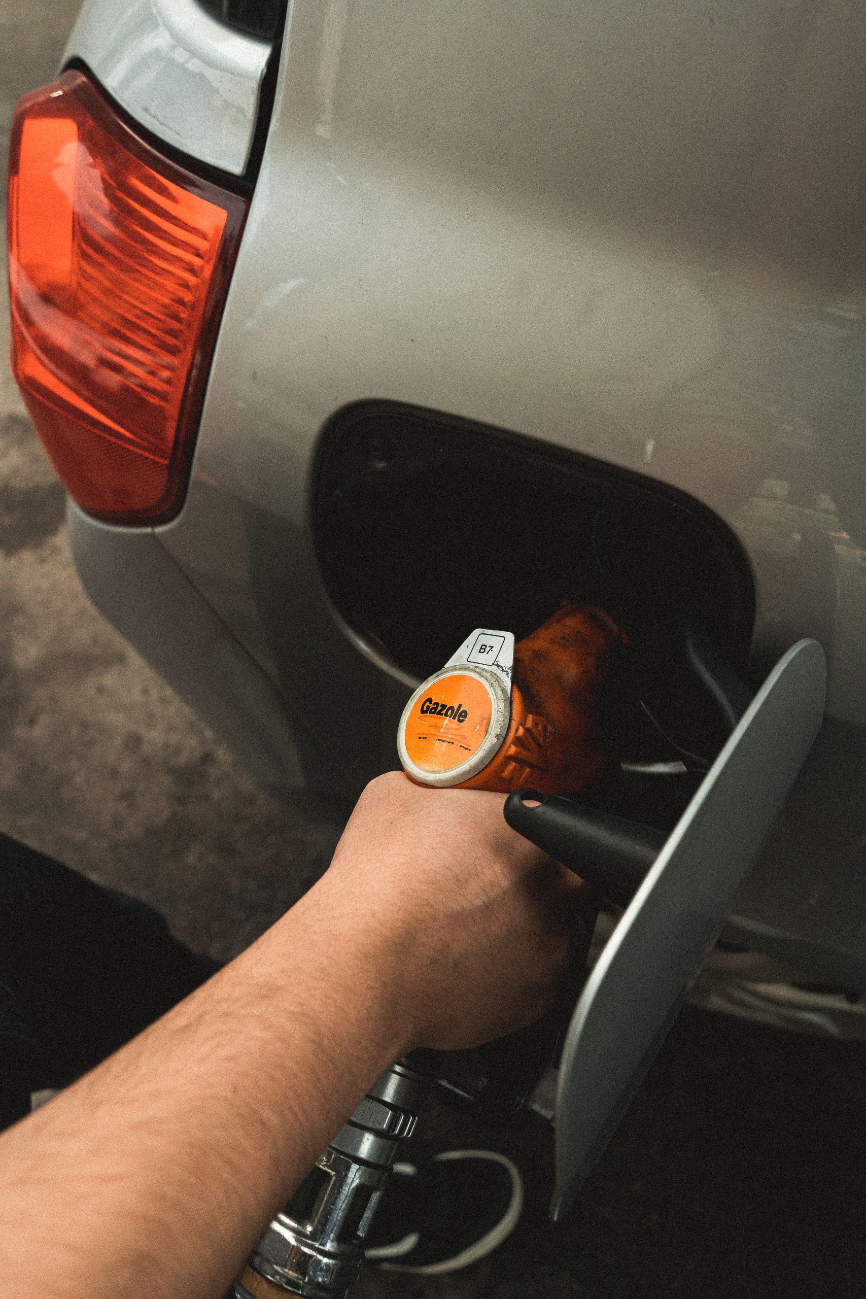 ¿Por qué una pickup consume más combustible de lo normal? 8 causas que las empresas no deben ignorar